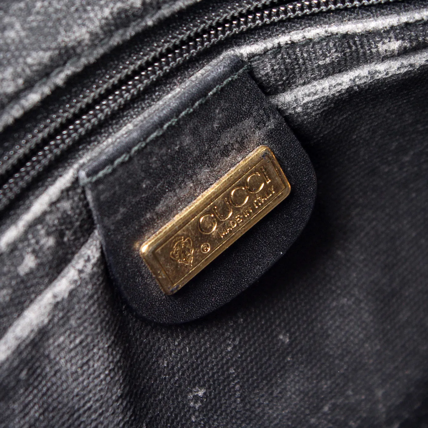 001.115.5918 Vintage Micro GG Canvas