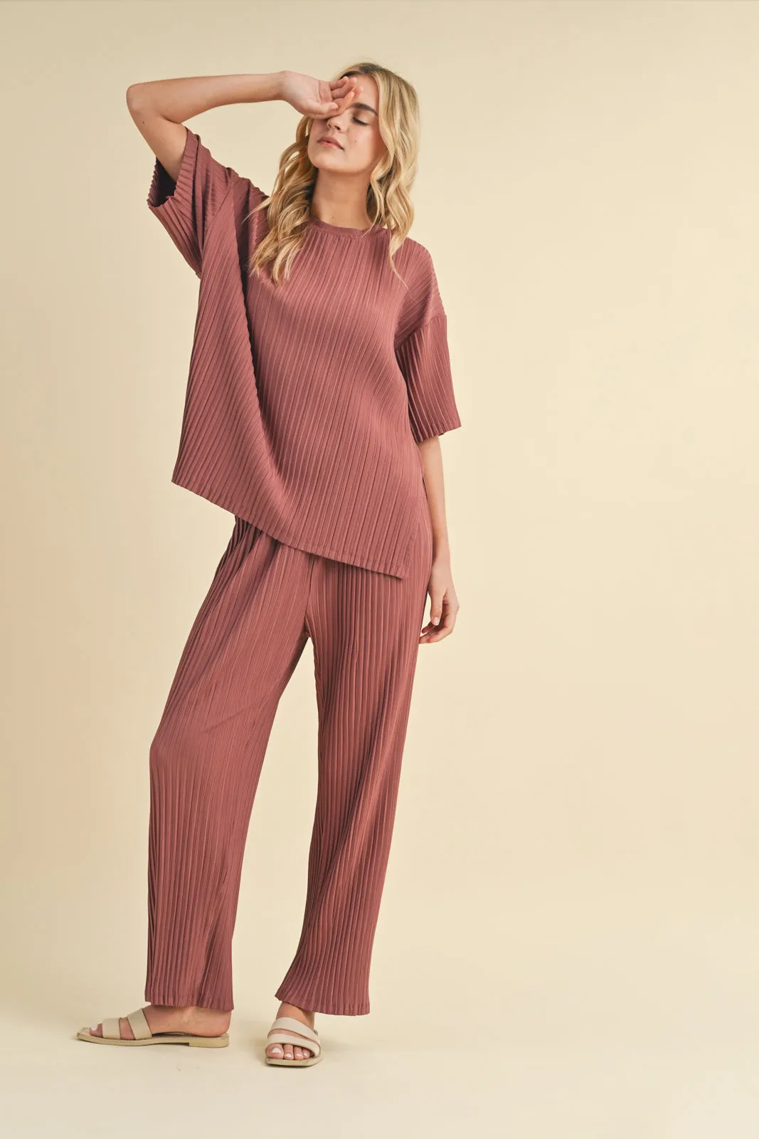 Angie Pleated Relaxed Set