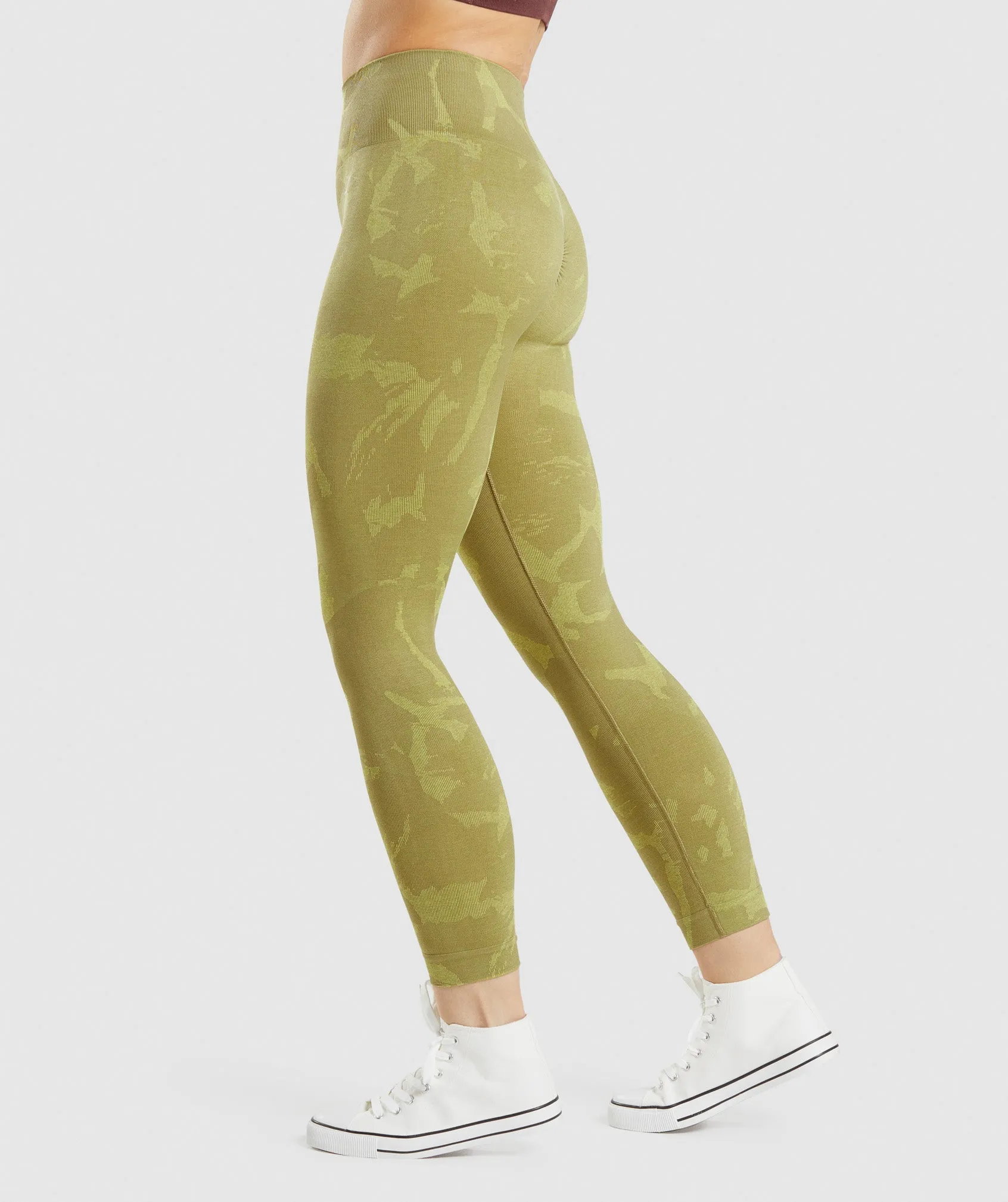 Gymshark Adapt Camo Seamless Leggings - Savanna | Griffin Green