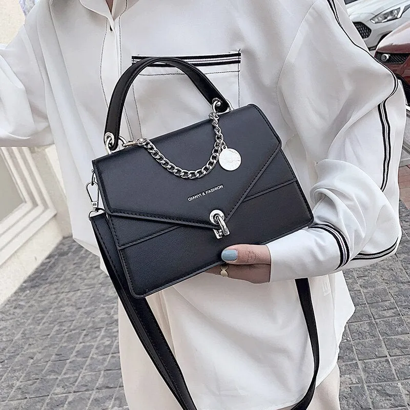 Vintage Girls Small Square Bag 2020 Summer New Chains Handbag Women Casual Wild Shoulder Bag Lock Tide Bag Diagonal Female Bag