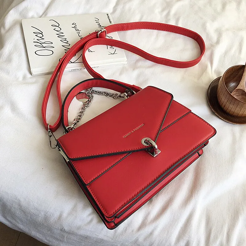 Vintage Girls Small Square Bag 2020 Summer New Chains Handbag Women Casual Wild Shoulder Bag Lock Tide Bag Diagonal Female Bag